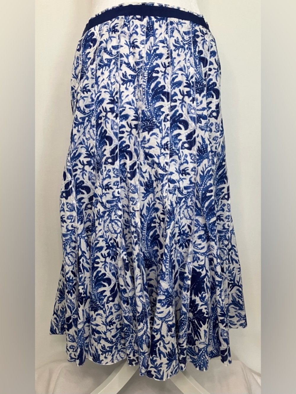 Focus Sz 18 Pleated Blue White Floral Full Skirt 100% Cotton Vacation Office Sum